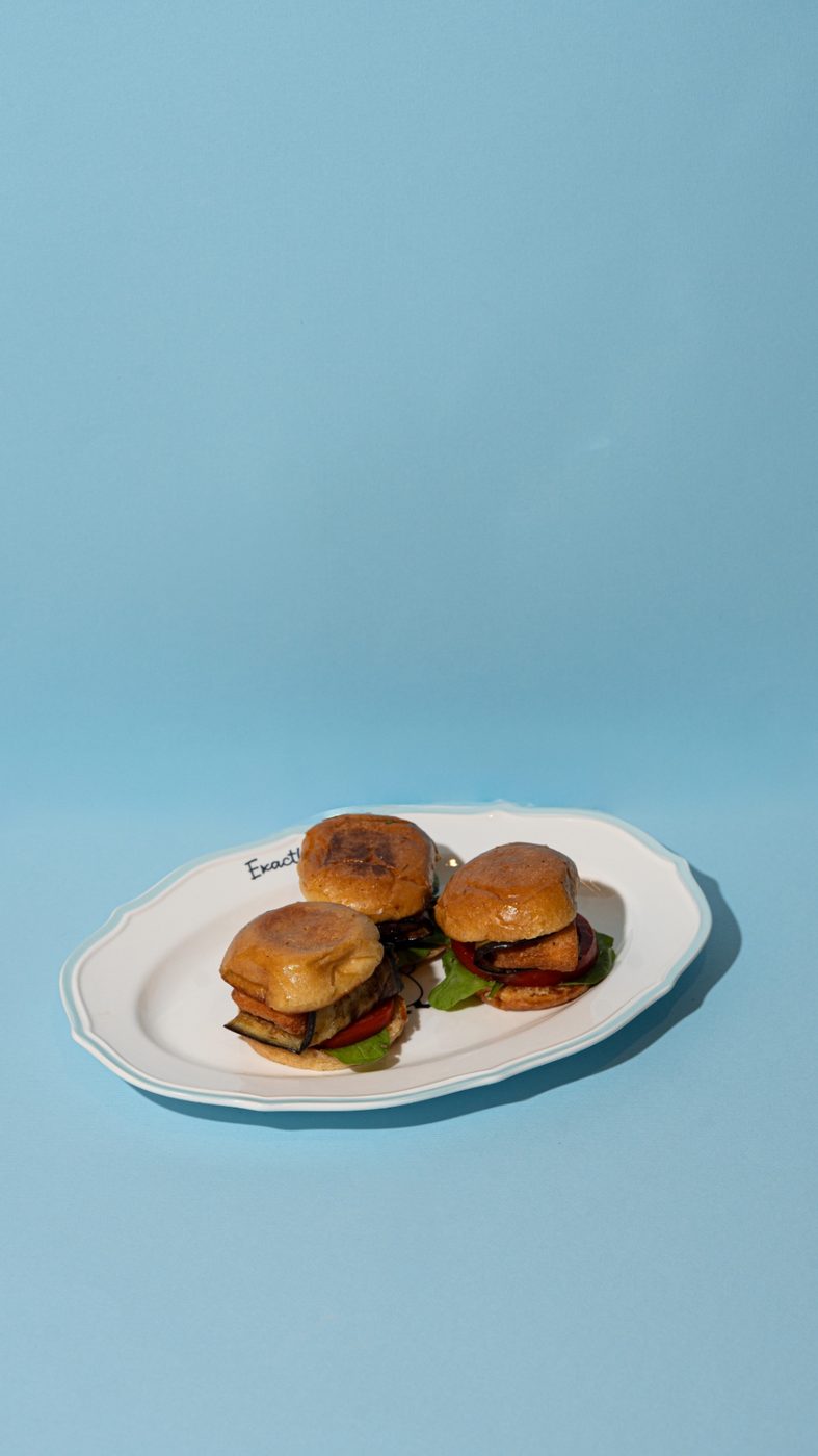 YOU WANT THIS HALLOUMI SANDWICH