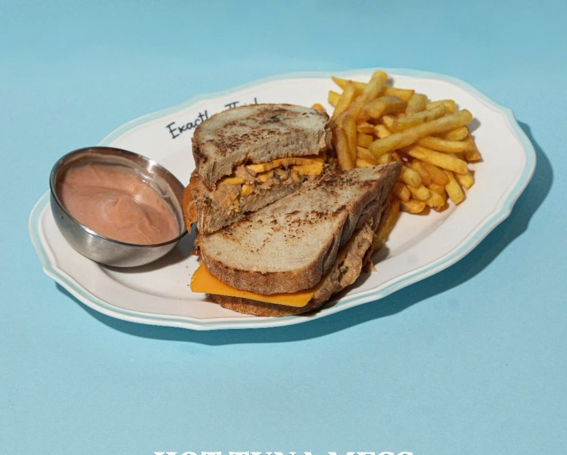 HOT TUNA MESS SANDWICH